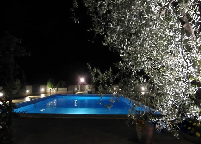 Anwesen Mit Gemeinschaftspool By Interhome *